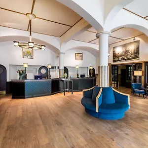 Otel Nh Schiller, Amsterdam