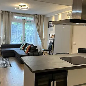 With Sauna , Ámsterdam Países Bajos